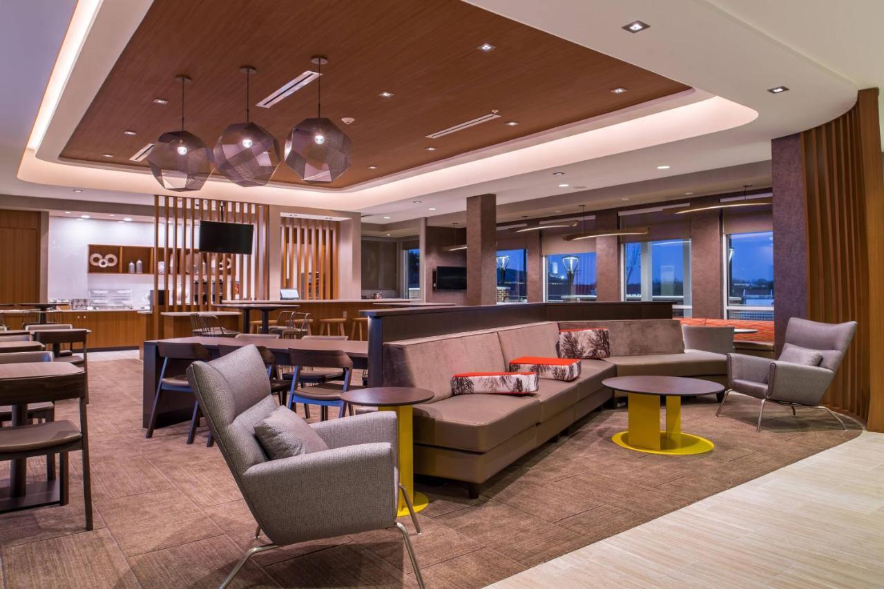 Springhill Suites By Marriott Greensboro Airport Eksteriør bilde